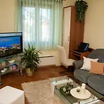 Apartamento By The Sea Fanita *